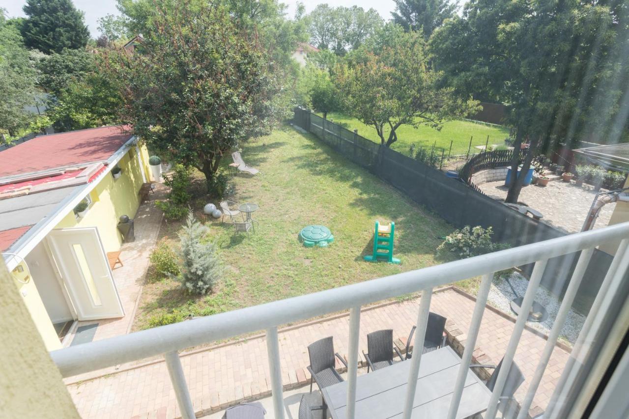 Hi-Bp Garden City Batsanyi Apartment 3 Rooms, Apartment Upstairs Near The City Train With Free Parking Budapeşte Dış mekan fotoğraf