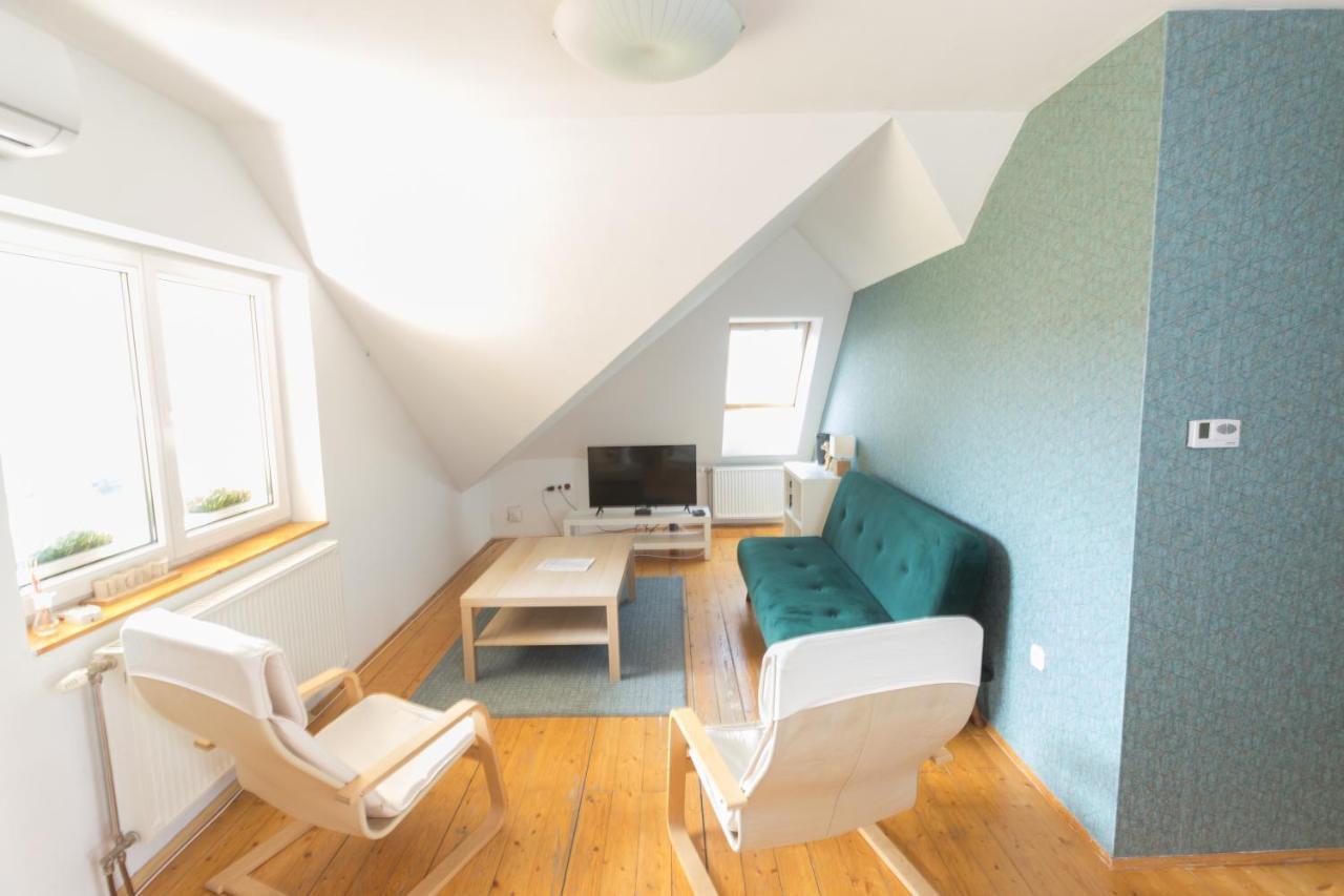 Hi-Bp Garden City Batsanyi Apartment 3 Rooms, Apartment Upstairs Near The City Train With Free Parking Budapeşte Dış mekan fotoğraf