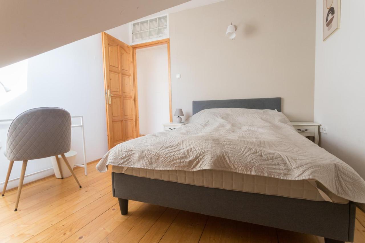 Hi-Bp Garden City Batsanyi Apartment 3 Rooms, Apartment Upstairs Near The City Train With Free Parking Budapeşte Dış mekan fotoğraf