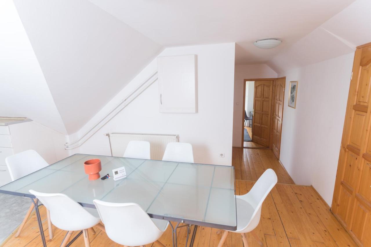 Hi-Bp Garden City Batsanyi Apartment 3 Rooms, Apartment Upstairs Near The City Train With Free Parking Budapeşte Dış mekan fotoğraf